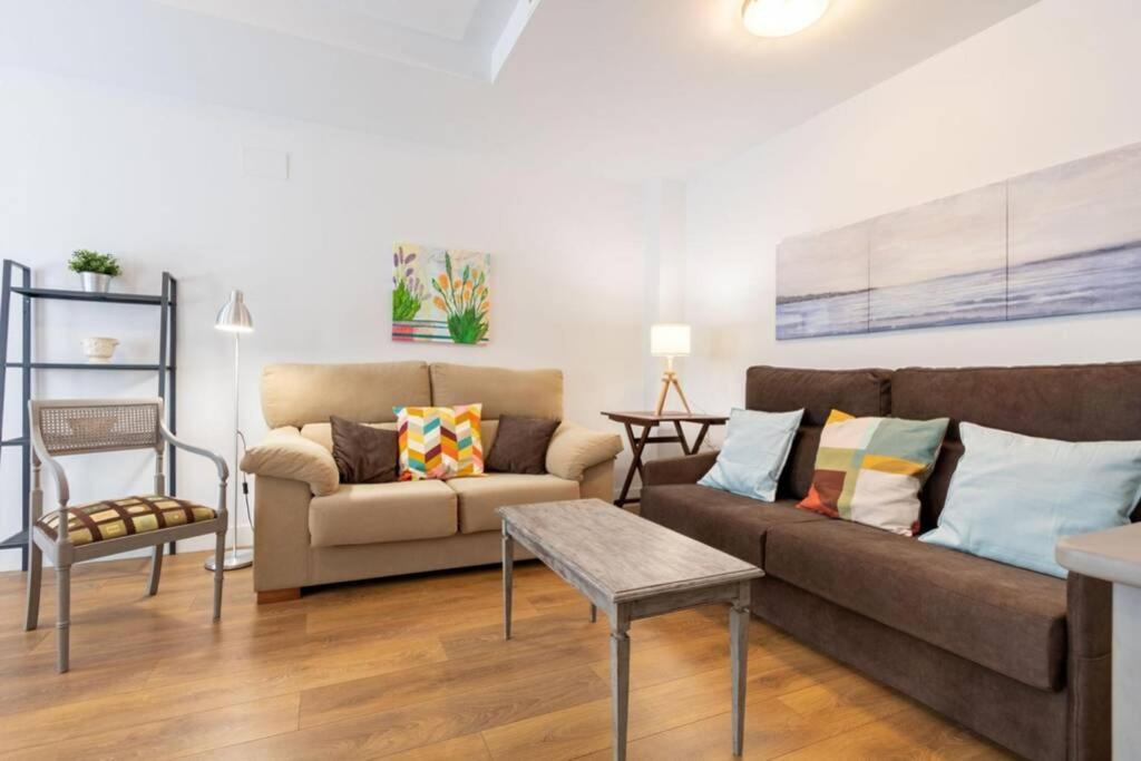 Appartement Triana Pages Oasis By Valcambre à Séville Extérieur photo