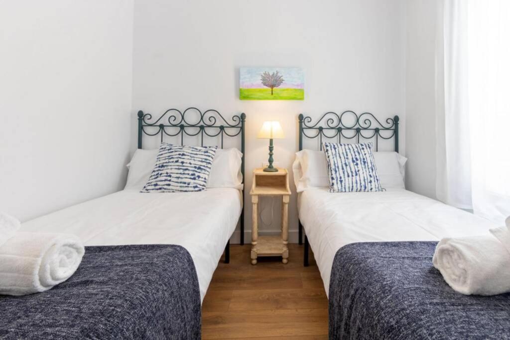 Appartement Triana Pages Oasis By Valcambre à Séville Extérieur photo
